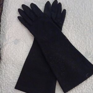 Black Long Women's Gloves - Classic Elegant Style